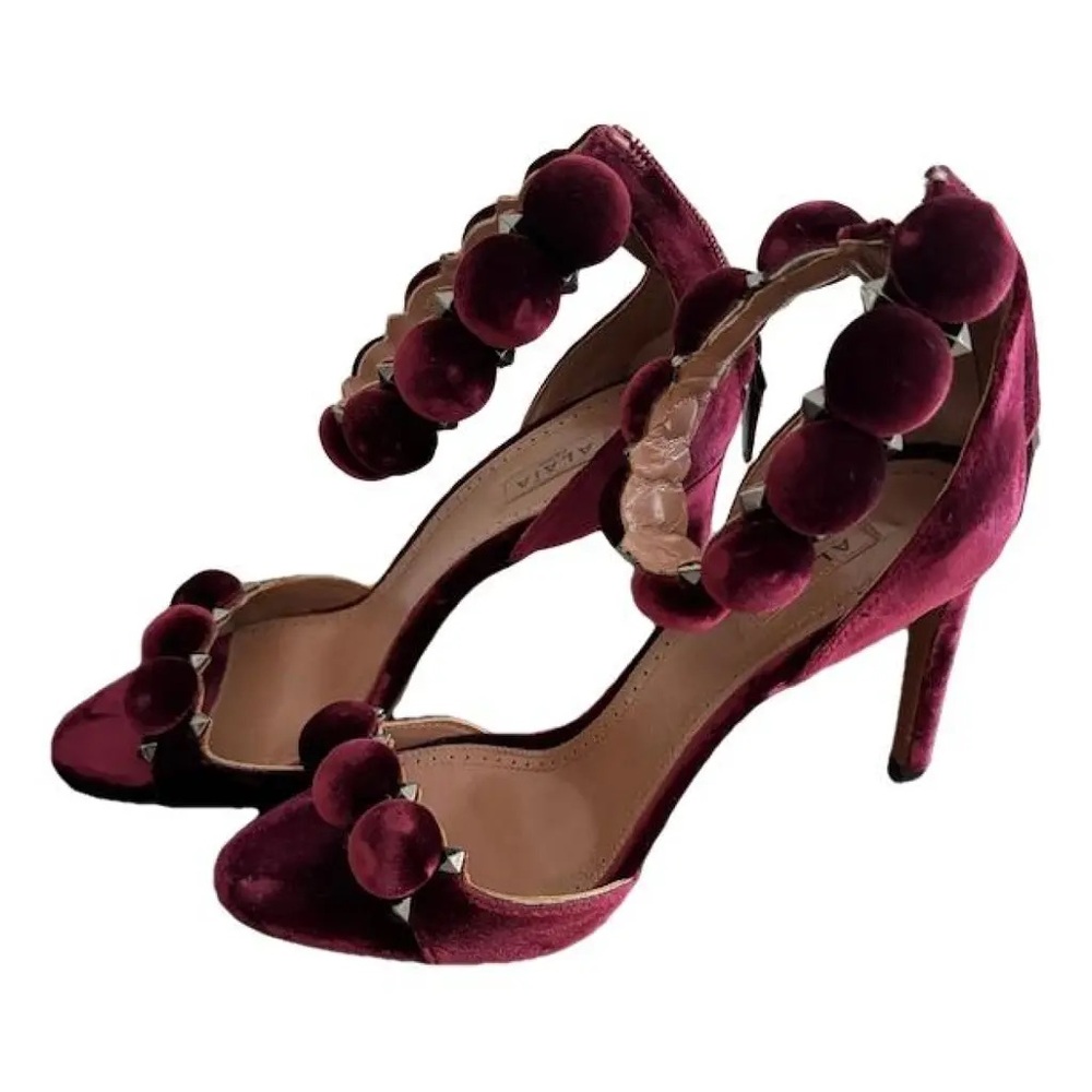 Burgundy Velvet Alaïa High Heels Detail
